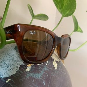 Ray-Ban ☀️ Sunglasses